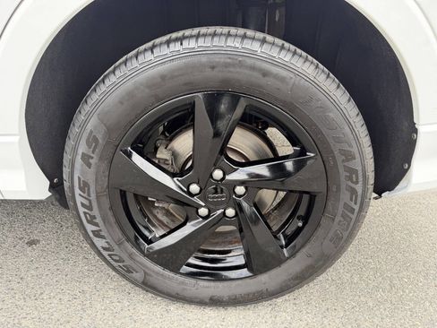 Used 2020 Audi Q3 2.0T Premium image 13