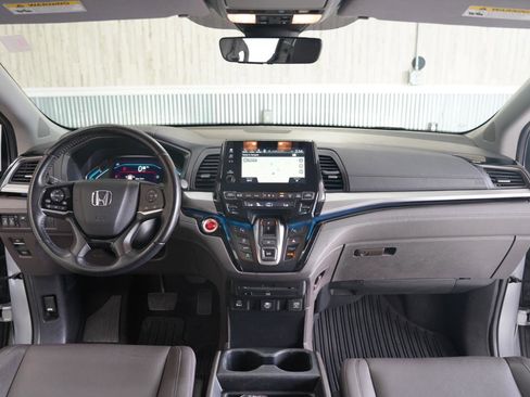 Used 2021 Honda Odyssey Touring image 18