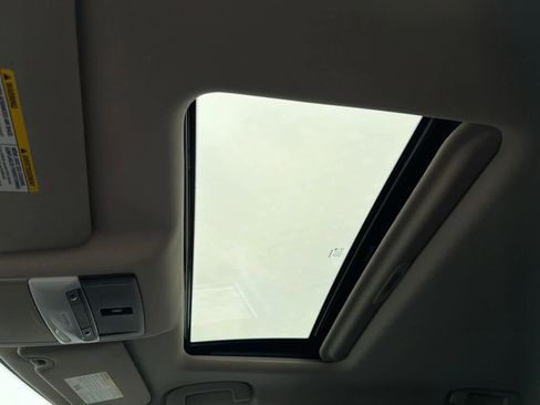 Used 2022 Nissan Altima 2.5 SR w/ Midnight Edition Package image 20