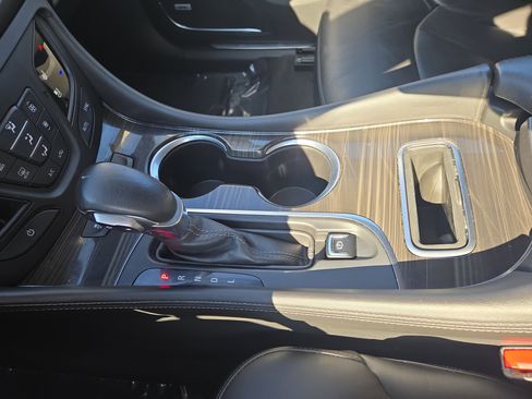 Used 2019 Buick Envision Premium w/ Driver Confidence Package image 22