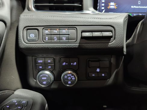 Used 2024 GMC Yukon Denali w/ Max Trailering Package AWD/4WD image 13