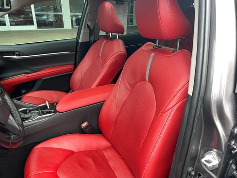 Used 2021 Toyota Camry XSE w/ Navigation Package FWD image 24
