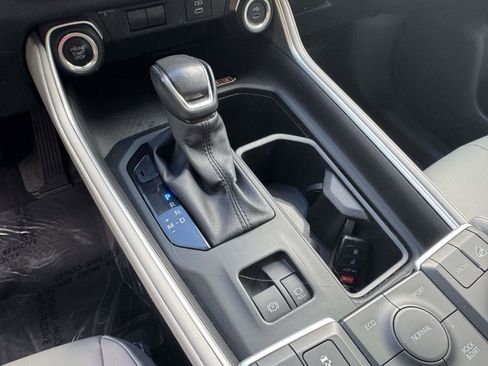 Used 2024 Toyota Grand Highlander XLE image 30