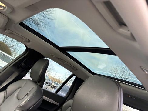 Used 2023 Volvo XC90 B5 Core w/ Protection Package Premier image 26