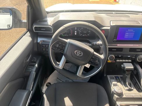 New 2026 Toyota 4Runner TRD Off-Road AWD/4WD image 3