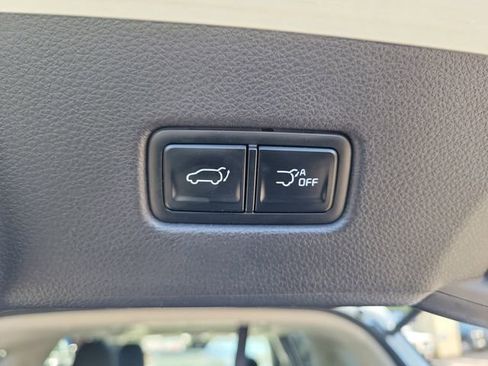 Used 2024 Kia Carnival SX Prestige FWD image 7
