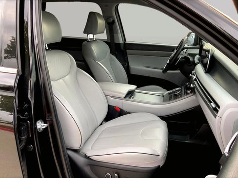 Certified 2025 Hyundai Palisade SEL AWD/4WD image 9
