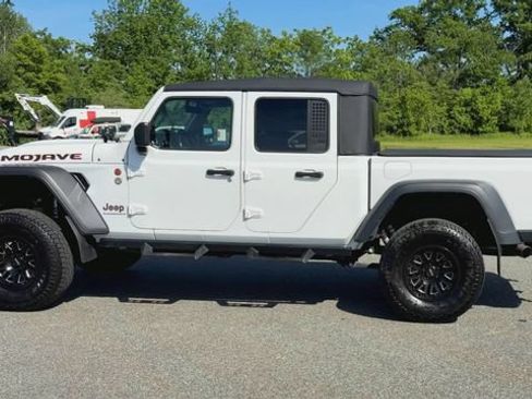 Used 2023 Jeep Gladiator Mojave w/ Cold Weather Group AWD/4WD image 2