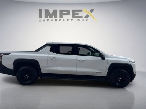 Used 2026 Chevrolet Silverado EV LT w/ Plus Package AWD/4WD image 7