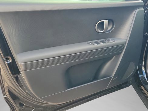 New 2026 Hyundai Ioniq 5 SE image 18