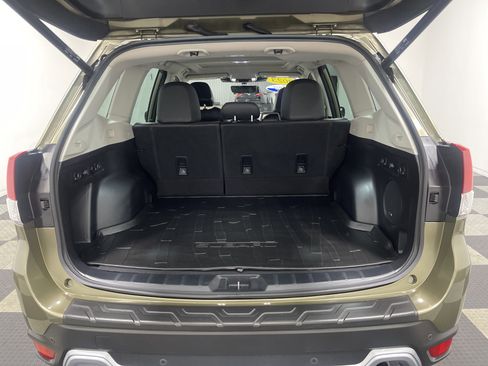 Used 2023 Subaru Forester Touring image 18