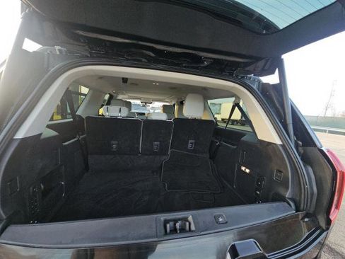 Used 2025 Ford Expedition Max Platinum image 9