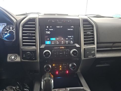Used 2018 Ford F150 Platinum image 26