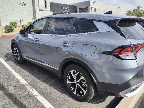 Certified 2024 Kia Sportage EX FWD image 5