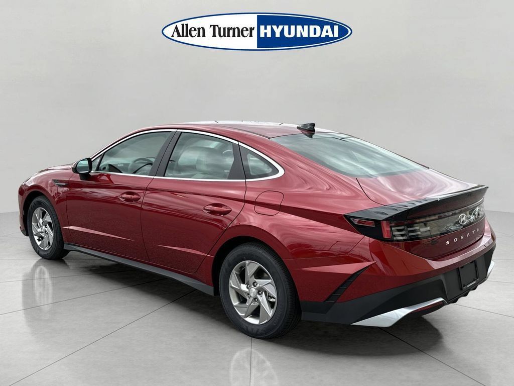 New 2026 Hyundai Sonata SE FWD image 5