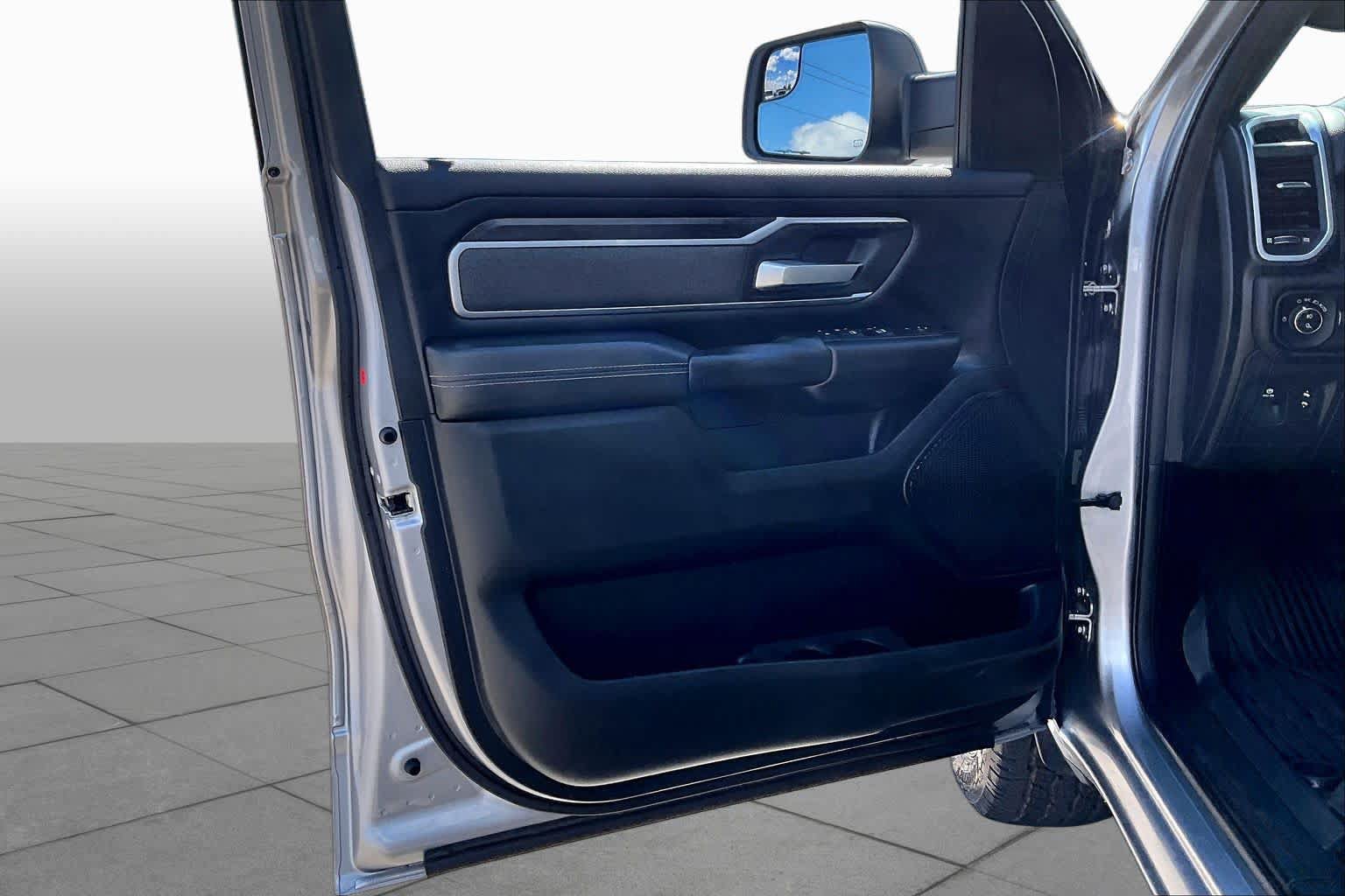 Used 2019 RAM 1500 Big Horn RWD image 22