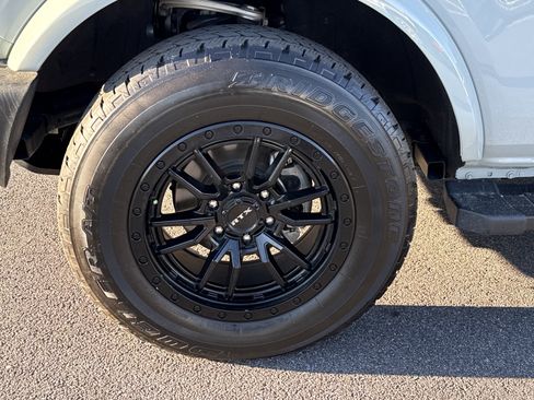 Used 2024 Ford Bronco Outer Banks image 12