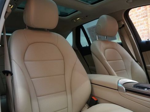 Used 2022 Mercedes-Benz GLC 300 4MATIC image 61