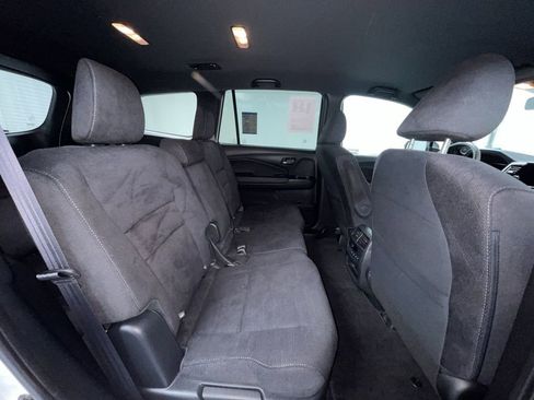 Used 2022 Honda Pilot Sport image 16
