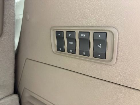 Used 2015 GMC Acadia Denali image 33