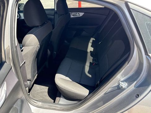 Used 2024 Kia Forte LXS FWD image 11