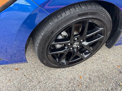 Used 2024 Honda Civic Sport image 9