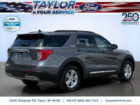 Certified 2023 Ford Explorer XLT w/ Equipment Group 202A AWD/4WD image 4