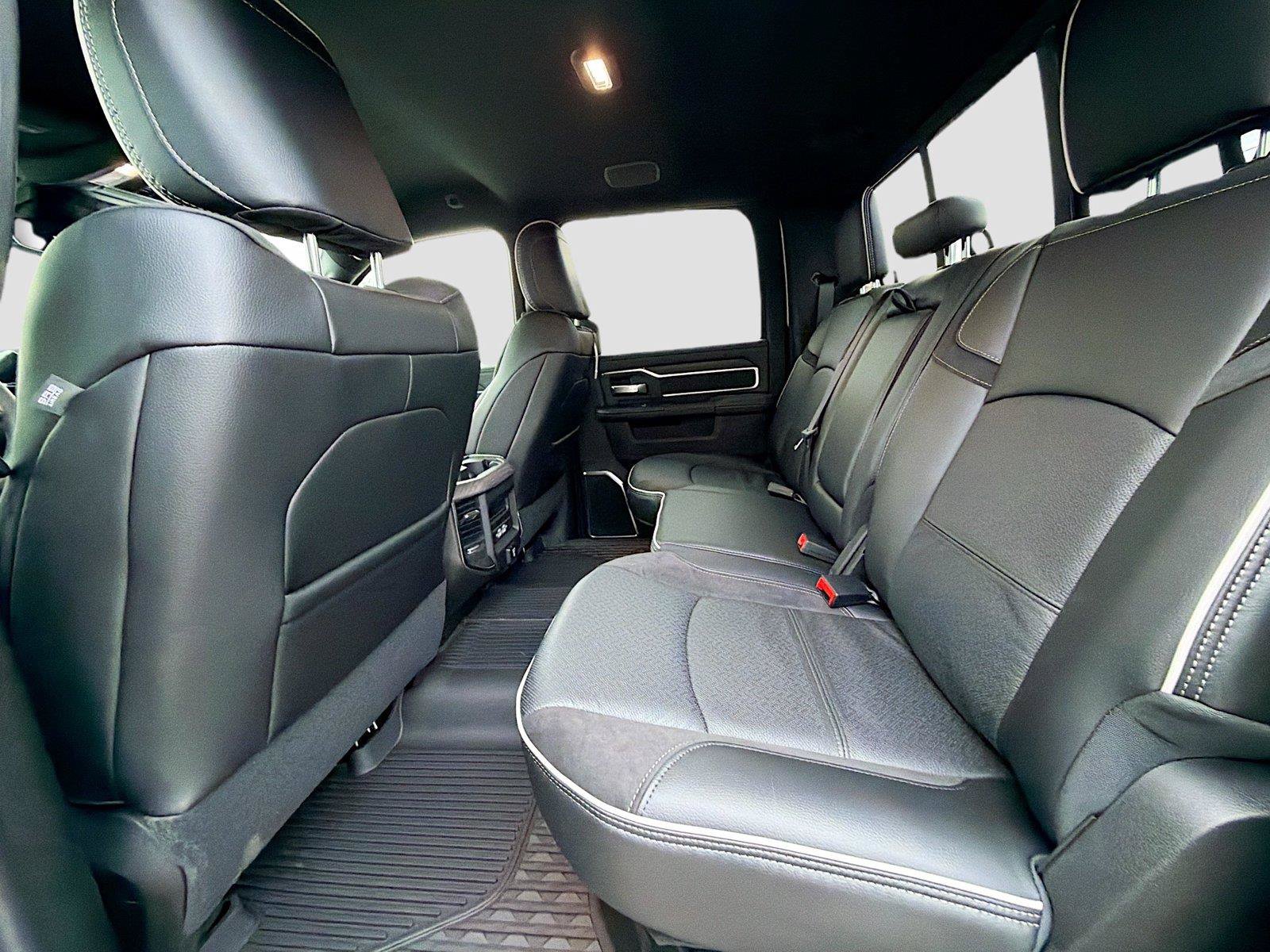 New 2026 RAM 2500 Laramie AWD/4WD image 20