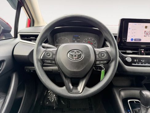 Used 2023 Toyota Corolla LE FWD image 13
