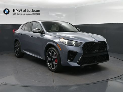 New 2026 BMW X2 xDrive28i w/ Technology Package AWD/4WD image 9
