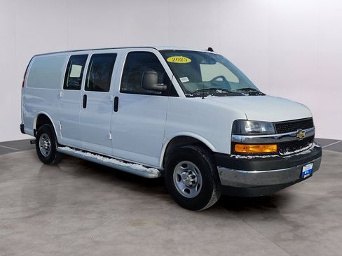 Used 2023 Chevrolet Express 2500 w/ Driver Convenience Package image 20