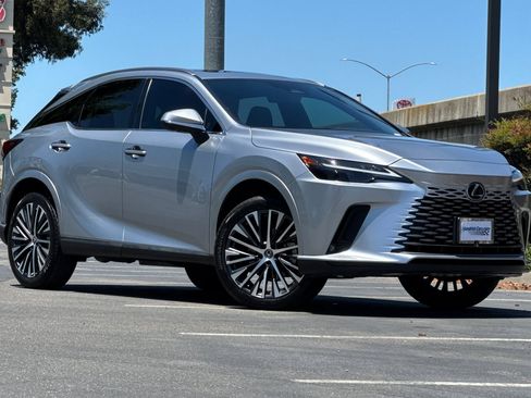 Used 2024 Lexus RX 350 Premium w/ Accessory Package (Z1) FWD image 2