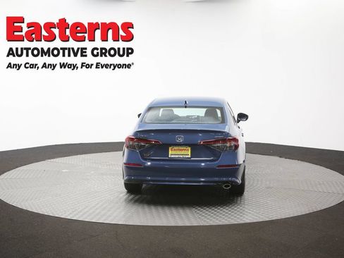 Used 2025 Honda Civic Sport image 36