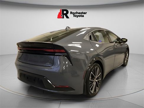 Certified 2024 Toyota Prius XLE image 3