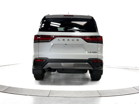 New 2025 Lexus LX 700h Overtrail image 11