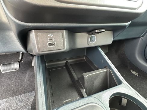 New 2025 Ford Maverick XL image 45