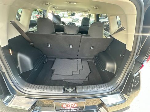 Used 2023 Kia Soul LX w/ LX Technology Package FWD image 27