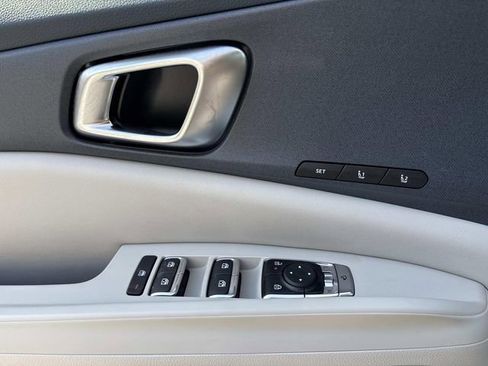 New 2026 Kia Carnival SX image 27