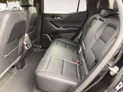 Used 2025 Chevrolet Equinox LT w/ Convenience Package II FWD image 29