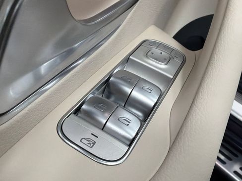 Used 2026 Mercedes-Benz GLS 450 4MATIC image 22