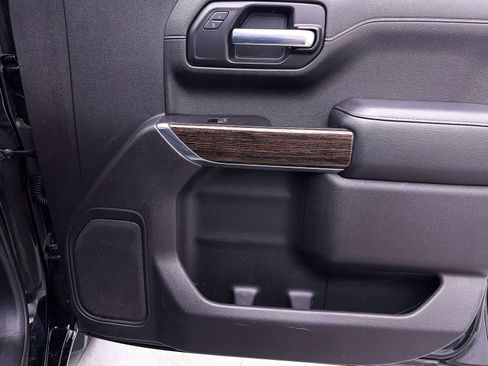 Used 2020 GMC Sierra 1500 Elevation w/ Elevation Value Package image 28