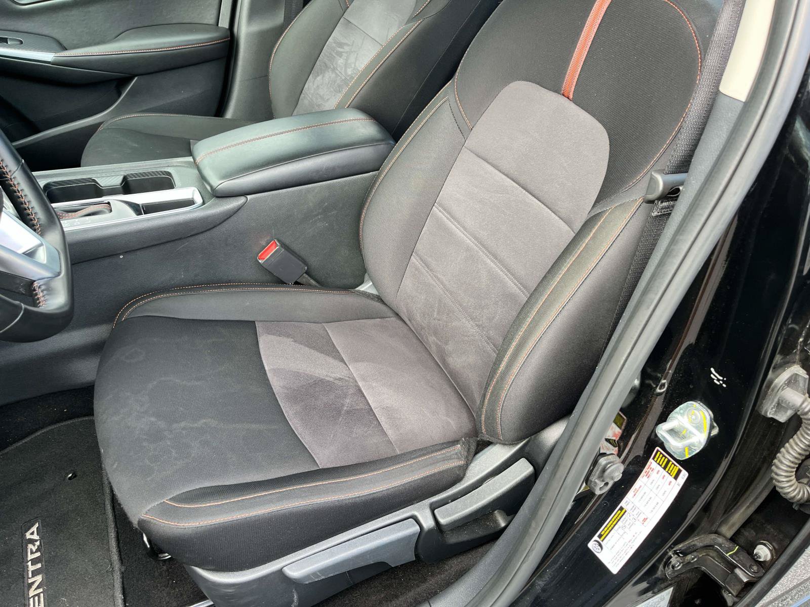 Used 2025 Nissan Sentra SR FWD image 27