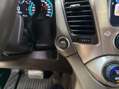 Used 2017 GMC Yukon Denali w/ Open Road Package image 19