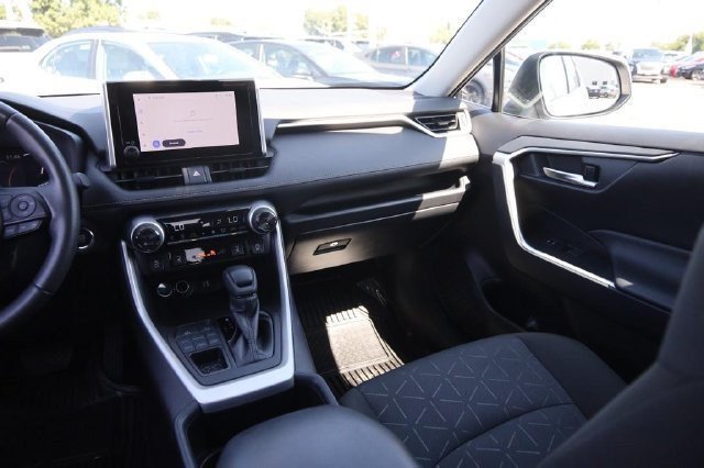 Used 2025 Toyota RAV4 XLE w/ Weather Package AWD/4WD image 26