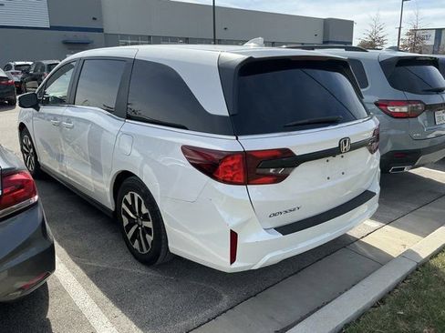 Used 2025 Honda Odyssey EX-L image 11