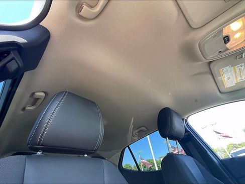 Used 2025 Buick Encore GX Preferred AWD/4WD image 30