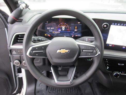 New 2025 Chevrolet Tahoe 2WD image 19