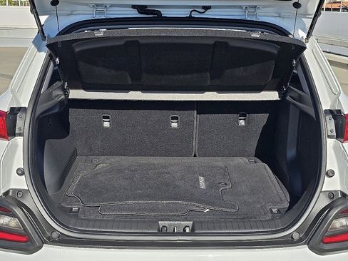 Used 2021 Hyundai Kona SEL Plus image 11