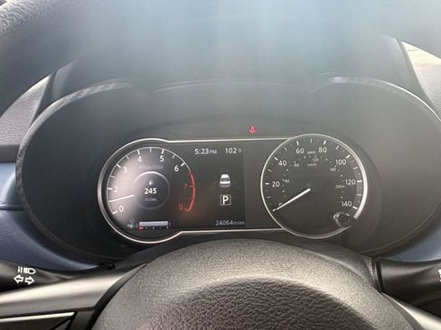 Used 2025 Nissan Versa SV FWD image 39