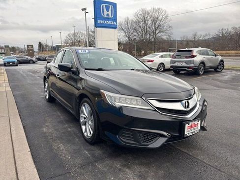 Used 2018 Acura ILX w/ Premium Package image 3